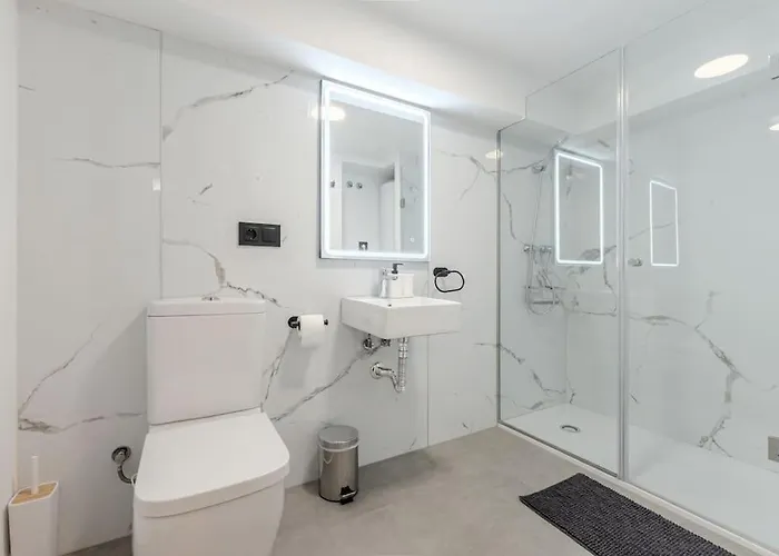 La Mediterranea - Housevanlive Apartman