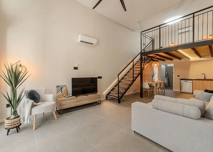 La Mediterranea - Housevanlive Apartman *